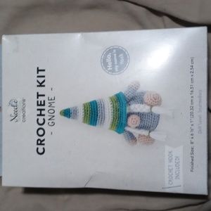 Bnwt/nib crochet kit gnome